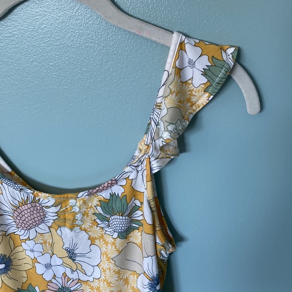 O’Neill Andy Floral Crop Top - Picture 11 of 13